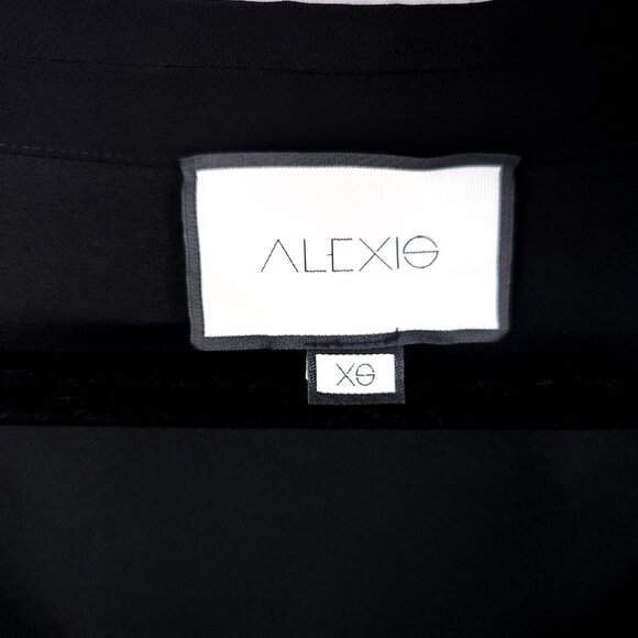 Alexis Blouse Size XS Boxy Fit Black Button Up Bell Slit Sleeve Top Vneck Collar - Picture 7 of 13
